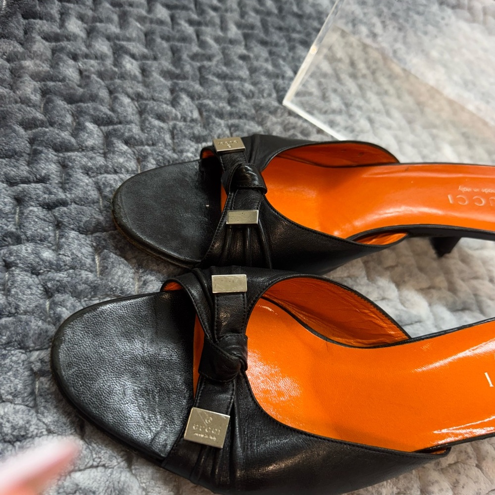 Gucci Vintage Black Leather Slide Sandals 8.B  Bow Kitten Heel Logo - Picture 3 of 7